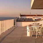 Upon - Hotel 4*