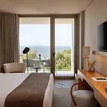 Upon - Hotel