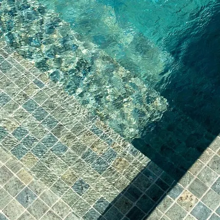 فندق Upon - 4*