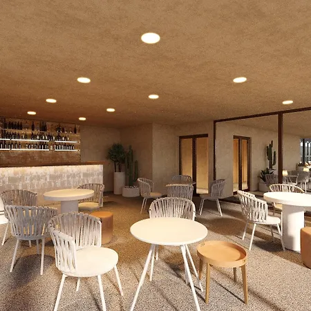 Upon - Hotel 4*